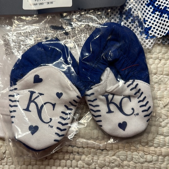 Gen2Sports MLB 3-Piece Skirt Set Baby Girl Kansas City Royals 3-6 months… - Picture 2 of 5